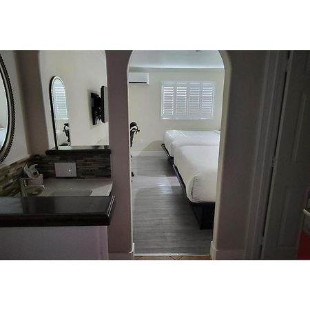 Hotel Avenida Victorville I 15 Zewnętrze zdjęcie