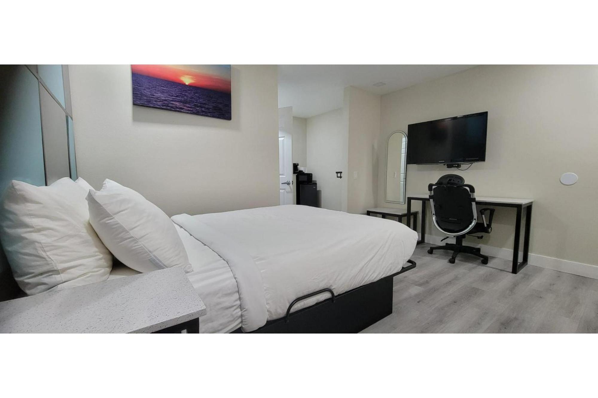 Hotel Avenida Victorville I 15 Zewnętrze zdjęcie