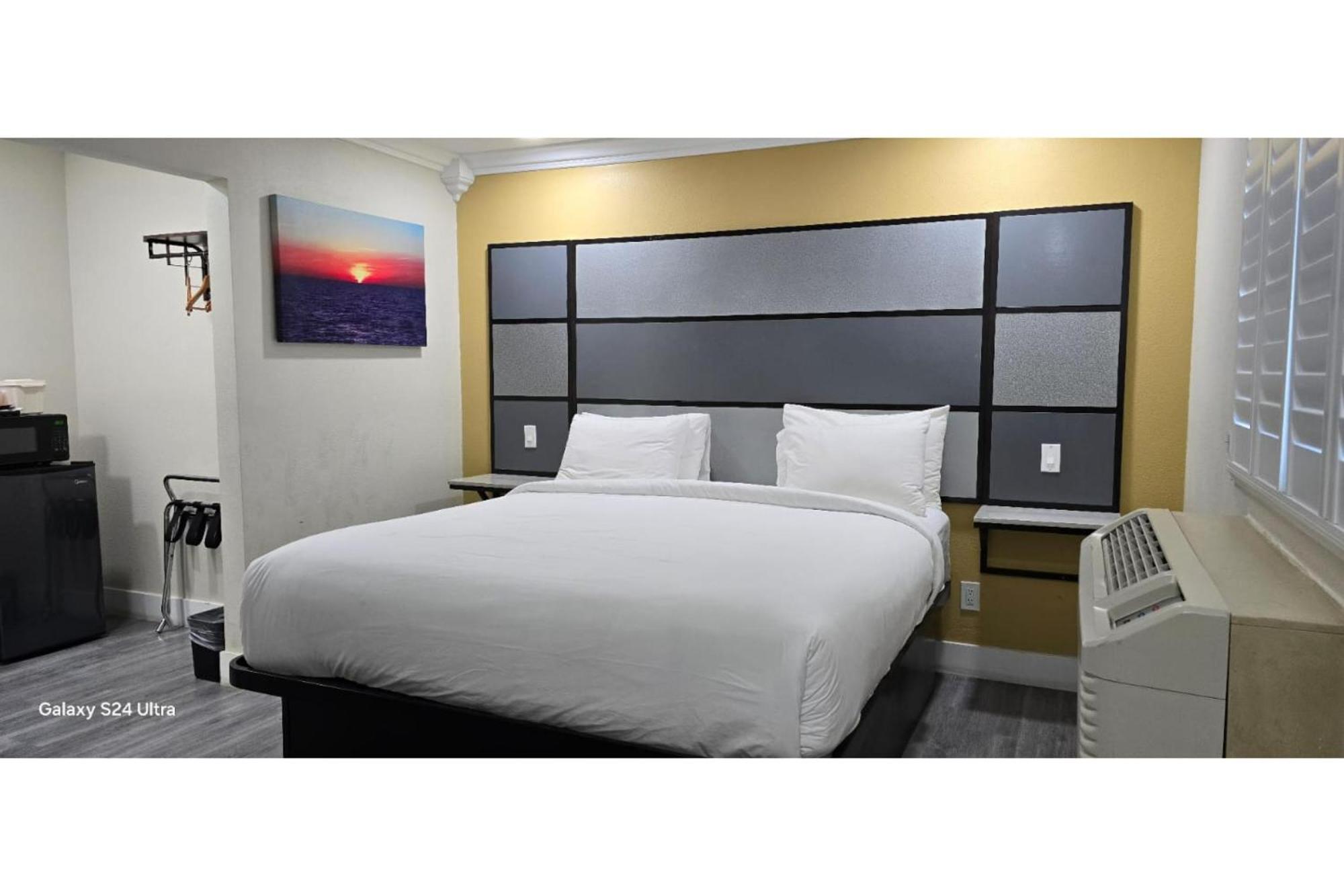 Hotel Avenida Victorville I 15 Zewnętrze zdjęcie