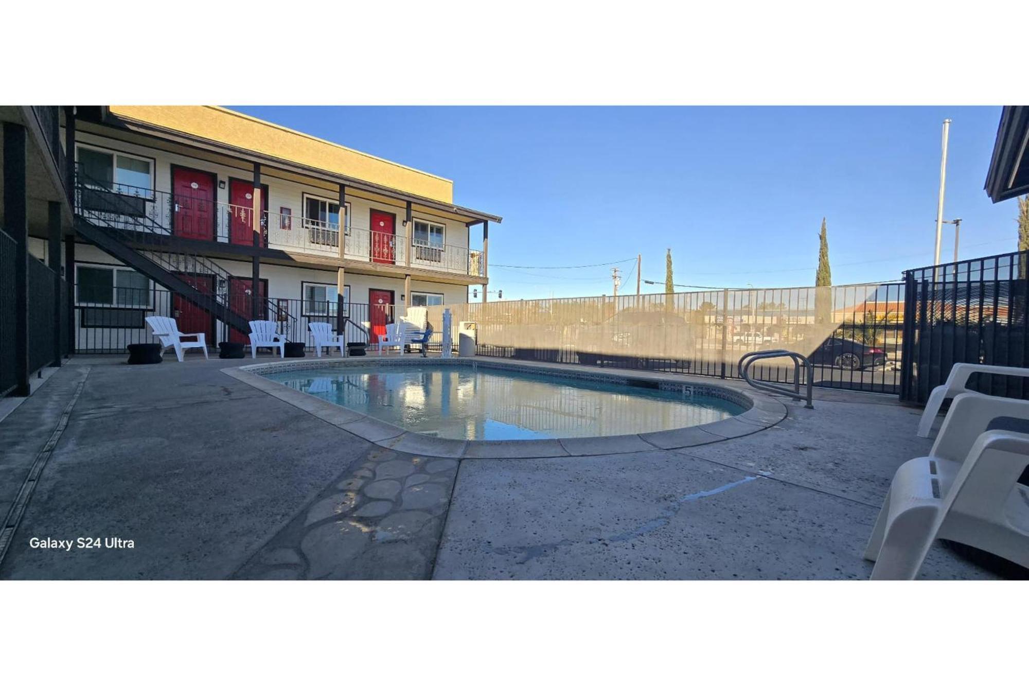 Hotel Avenida Victorville I 15 Zewnętrze zdjęcie